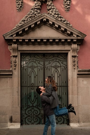 sesión plaza río de janeiro, sesión pareja colonia roma cdmx, wedding photographer cdmx, destination wedding photographer