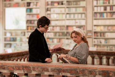 Mexico city wedding photographer, destination wedding photographer, photo session bookstore, photo session mexico city  