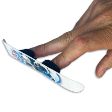 Dead Sled Finger Snowboard