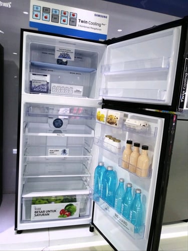 Service Kulkas Pekanbaru-Bergaransi 6 Bulan Sampai 1 Tahun Teknisi Pengalaman 26 Tahun logo