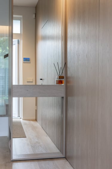 tambūro veidrodis baldų gamyba