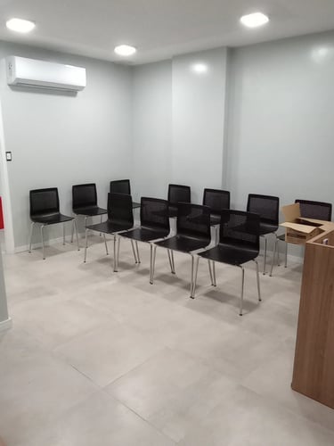 Interior Consultorio Ricardo Gutierrez 3903, CABA - 2