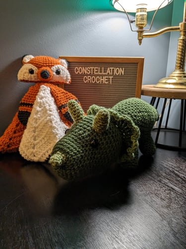 Fox Lovey and a Green Triceritops