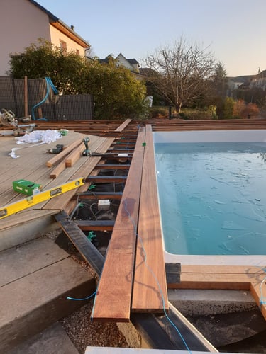 Terrasse en bois exotique