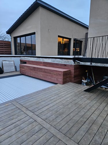 Terrasse en bois exotique