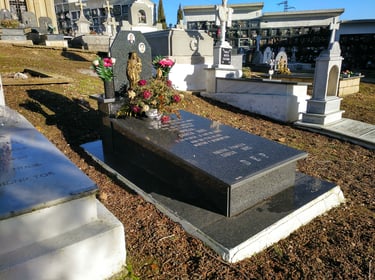 lapida marmoles salces