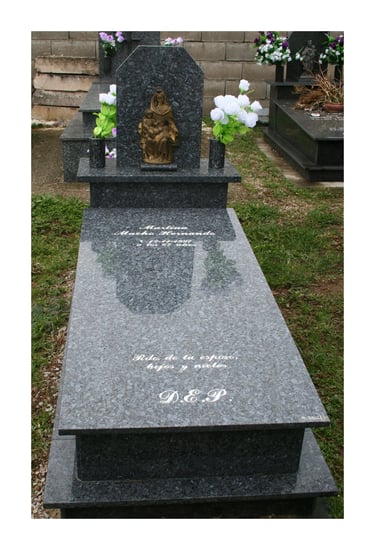 lapida marmoles salces