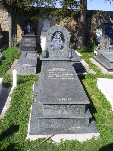 lapida marmoles salces