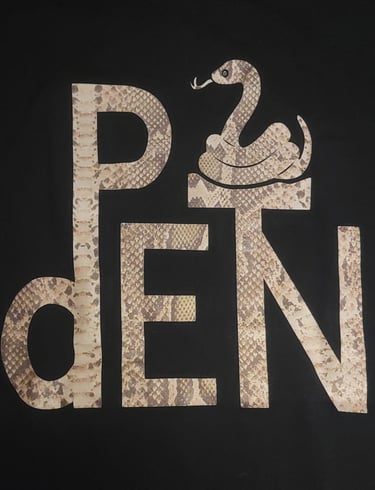 Pet Den logo