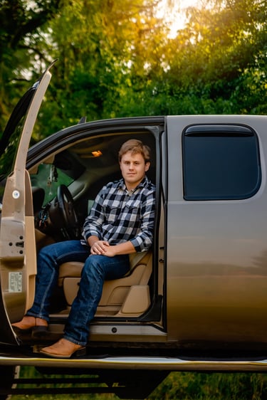 Lancaster PA senior pictures. Manheim Pa senior pictures. Senior Picture Photographer. Senior Photos