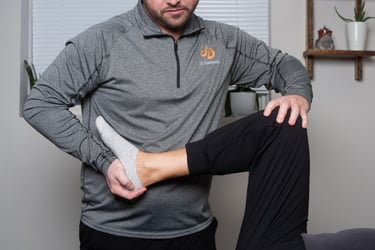 JD Osteopathy Treating an ankle and knee clicking and stiffness