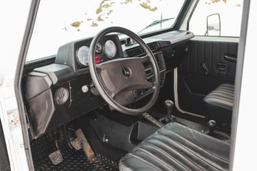 Mercedes Benz 300GD W460
