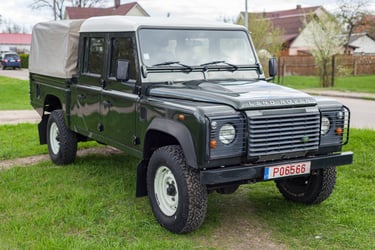 Land Rover Defender 130