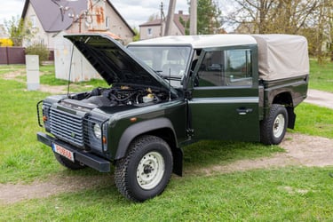 Land Rover Defender 130