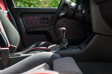 BMW E30 318i Touring Design Edition interior