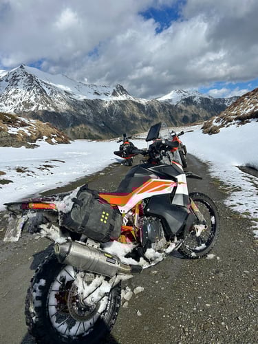 Ktm 790 890 adventure voyage pyrenees