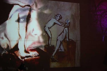 Dessin d'un couple par Any Tingay superposé au visage de Marie | Mobil'Homme | David Noir | Photo Bernard Bousquet