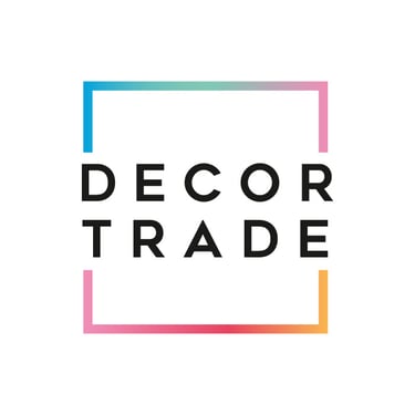 Logo de Decor Trade con marco degradado en tonos pastel y tipografía moderna, empresa de decoración e importaciones