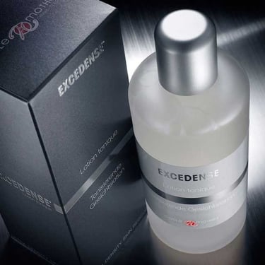 Photographie produit d'un produit cosmétique réalisé par photographiste freelance dans le 06