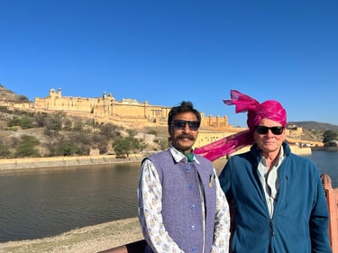 Our Rajasthan expert Guide Tony with his guest (to the right) at the Amber Fort of Jaipur 