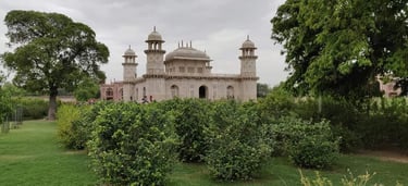 Tomb of Etimad-ud-Daulah (Baby Taj), Agra