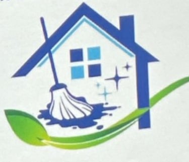 House's Cleaning service  logo