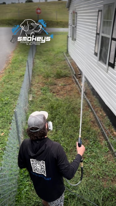 Smokey’s power washing in Athens Tennessee 