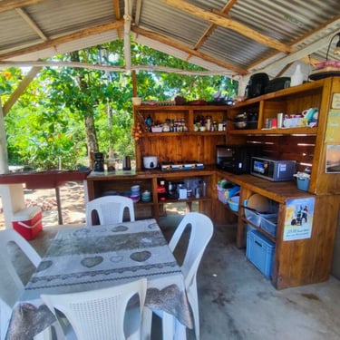 open kitchen for camping at camping babsita in costa rica
