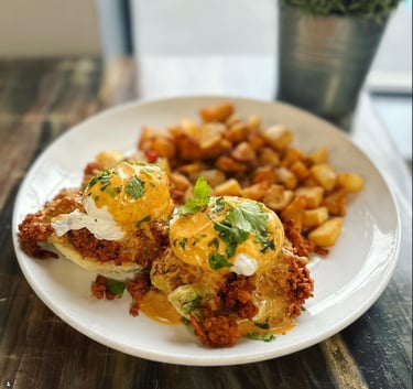 Nannas Place Benedicts and Hash