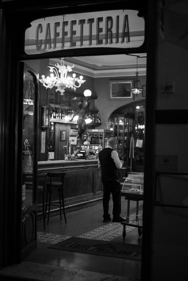 Vintage old school caffetteria 