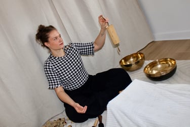 claire-leydier-massage-therapie-sonotherapie-drainagelymphatique-limoges-soin-visage-massage-sophrologie-accompagnement