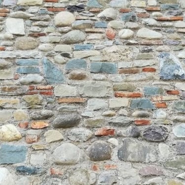 villa di lusso con rivestimenti in pietra incollata 