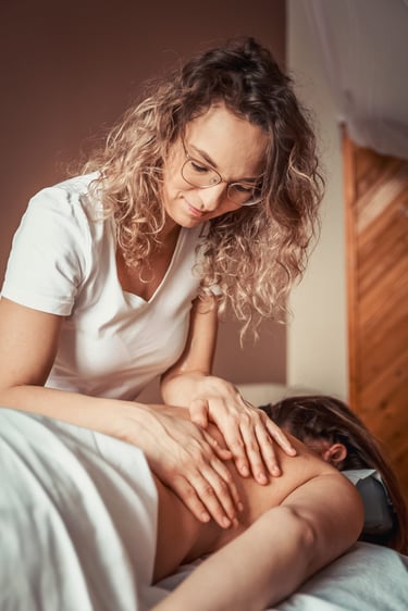 kurs masażu lomi lomi bodywork - Emilia Tura - Jaworzno