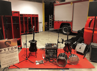 Pytom en formation à 2 musiciens, période rouge