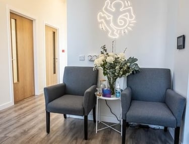 Reception area for Th Edinburgh Joint Injection Clinic
