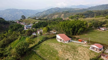 felipesalazar.co arquitecto diseño y construcción casa campestre en la region cafetera de colombia