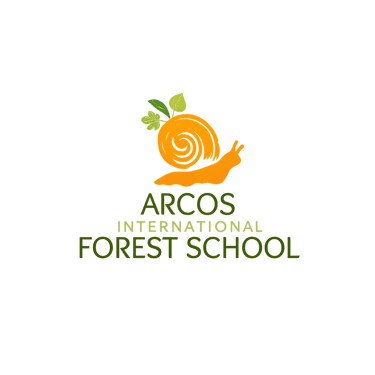 Arcos International Forest School logo