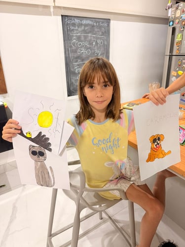 Bella de 9 anos e Ilustradora 