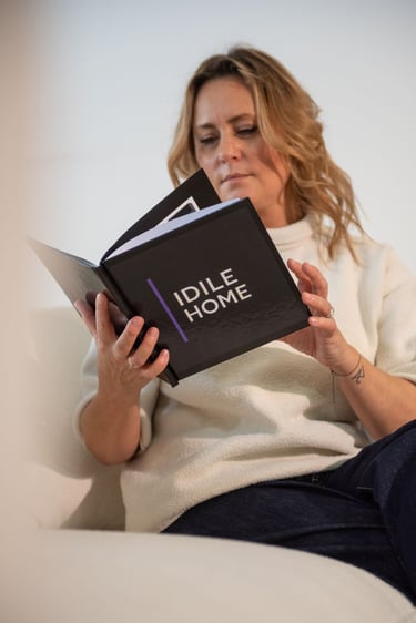 Idile home įkurėja, modernūs baldai jūsų namas