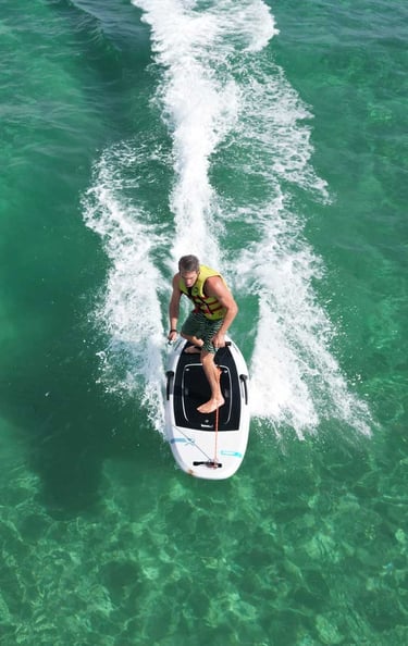surf electrique sur Pampelonne