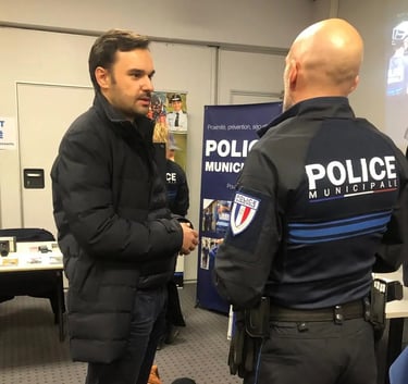 Guillaume Arcese rencontre la police municipale dans le cadre des élections municipales de Castres 2026