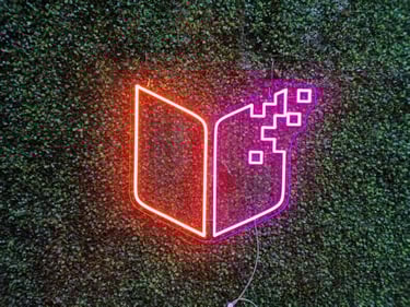 LED Neon Logo einer Stadtbibliothek als individuelles Firmenlogo Neon Schild auf grüner Pflanzenwand