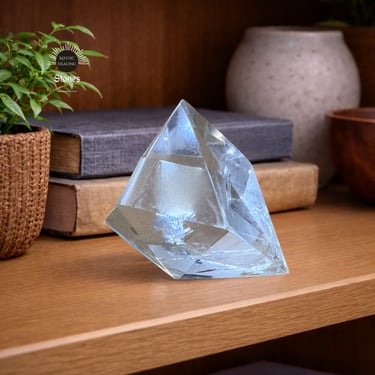 Quartz Tetrahedron
