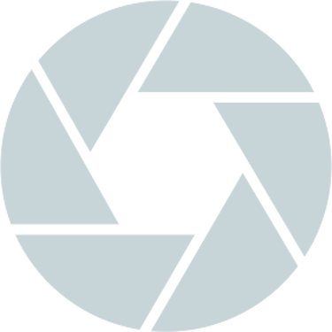 Guillaume Court Wedding Films logo