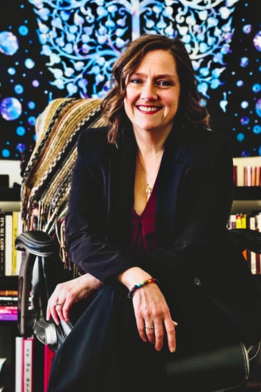 Portrait of minister and prayer practitioner Cynthia Paulsen