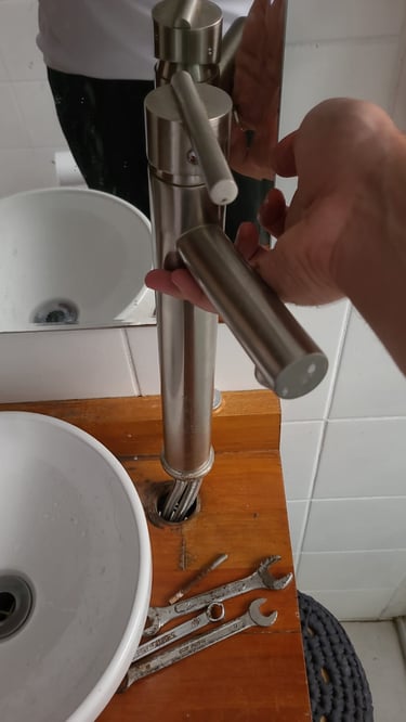 Troca e reparo de tubulações em geral