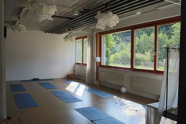 Lumi Yoga Studio Yogaplanet Lyss