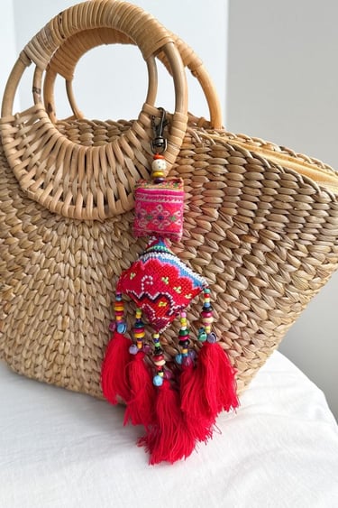 KGN GROUPS | Tassels, Fringes, Laces & Pompoms Manufacturer in India