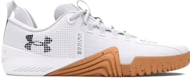 Tênis Under Armour com solado triangular para máximo contato com o solo em treinos.