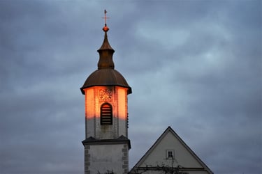 wolken sonne turm golden uhr